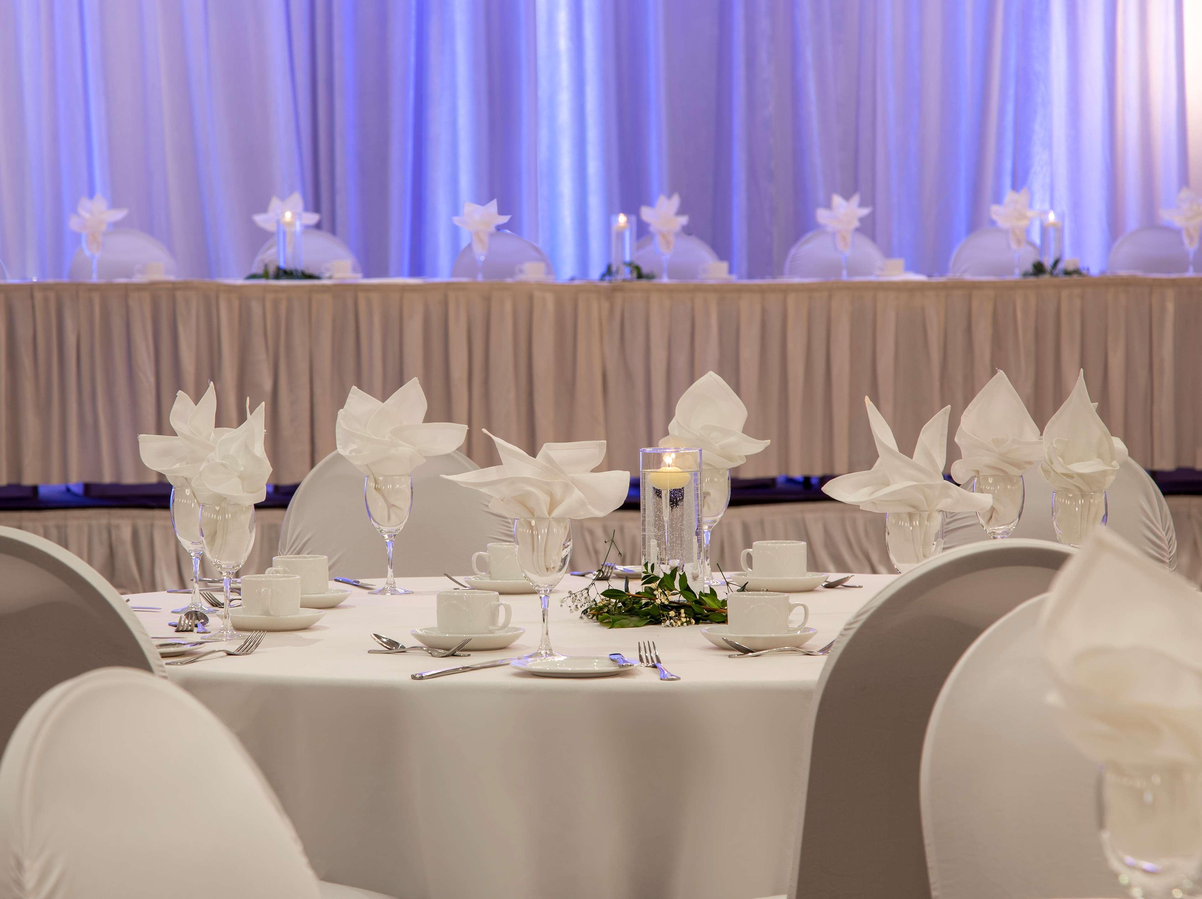Hilton Vancouver Metrotown Burnaby Extérieur photo