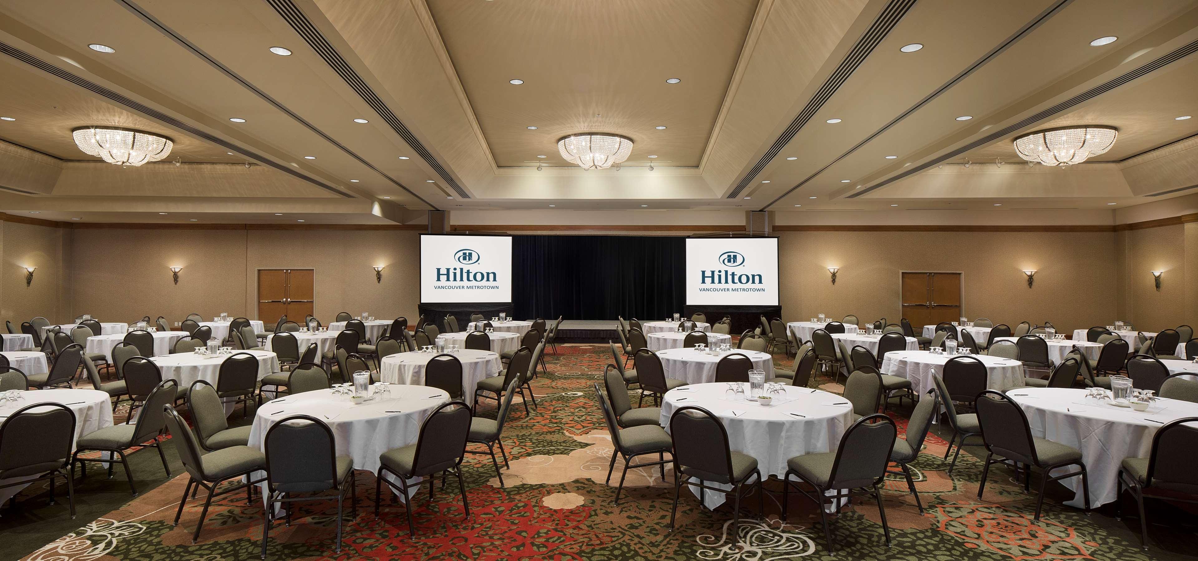 Hilton Vancouver Metrotown Burnaby Extérieur photo