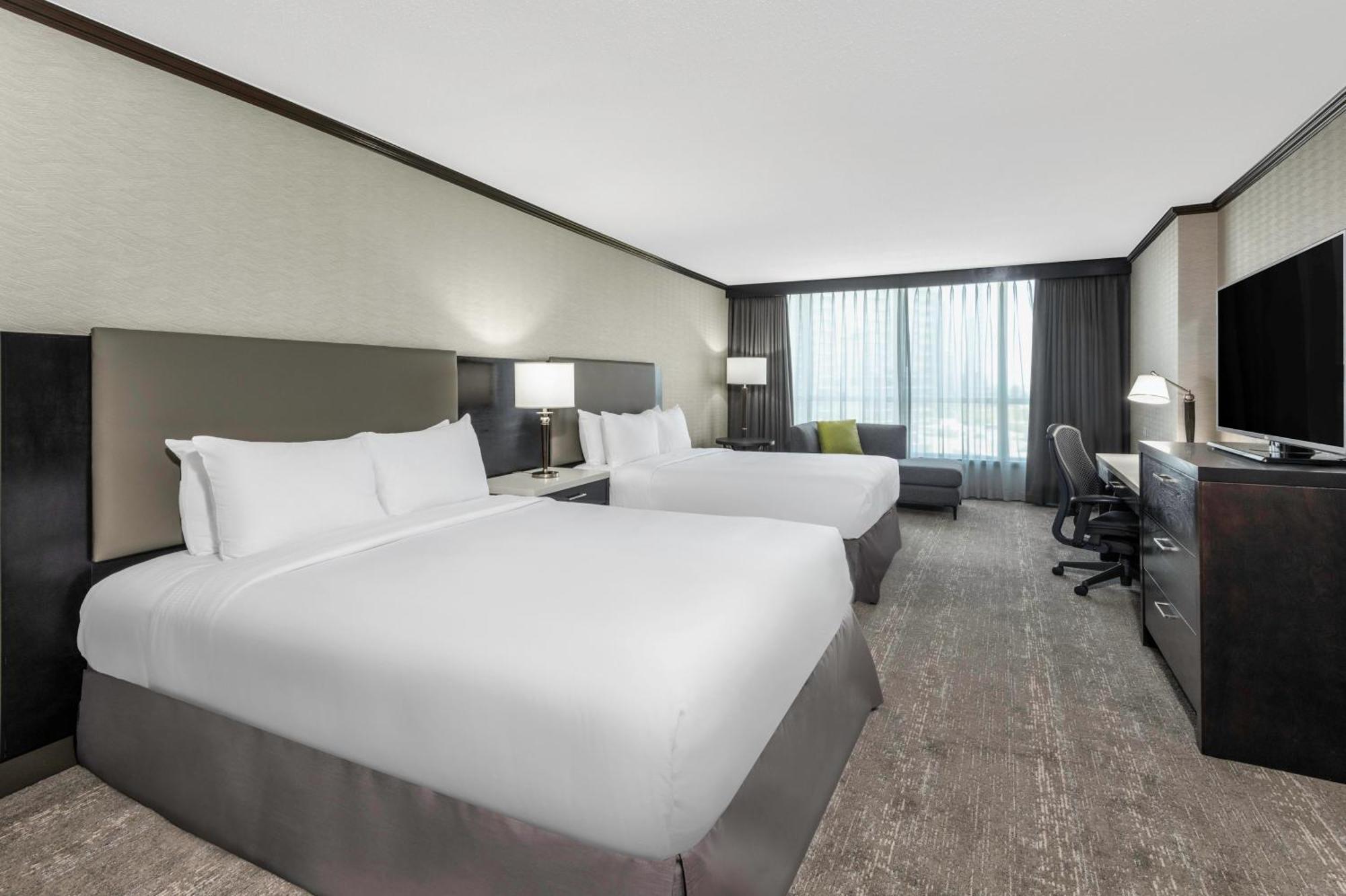 Hilton Vancouver Metrotown Burnaby Extérieur photo