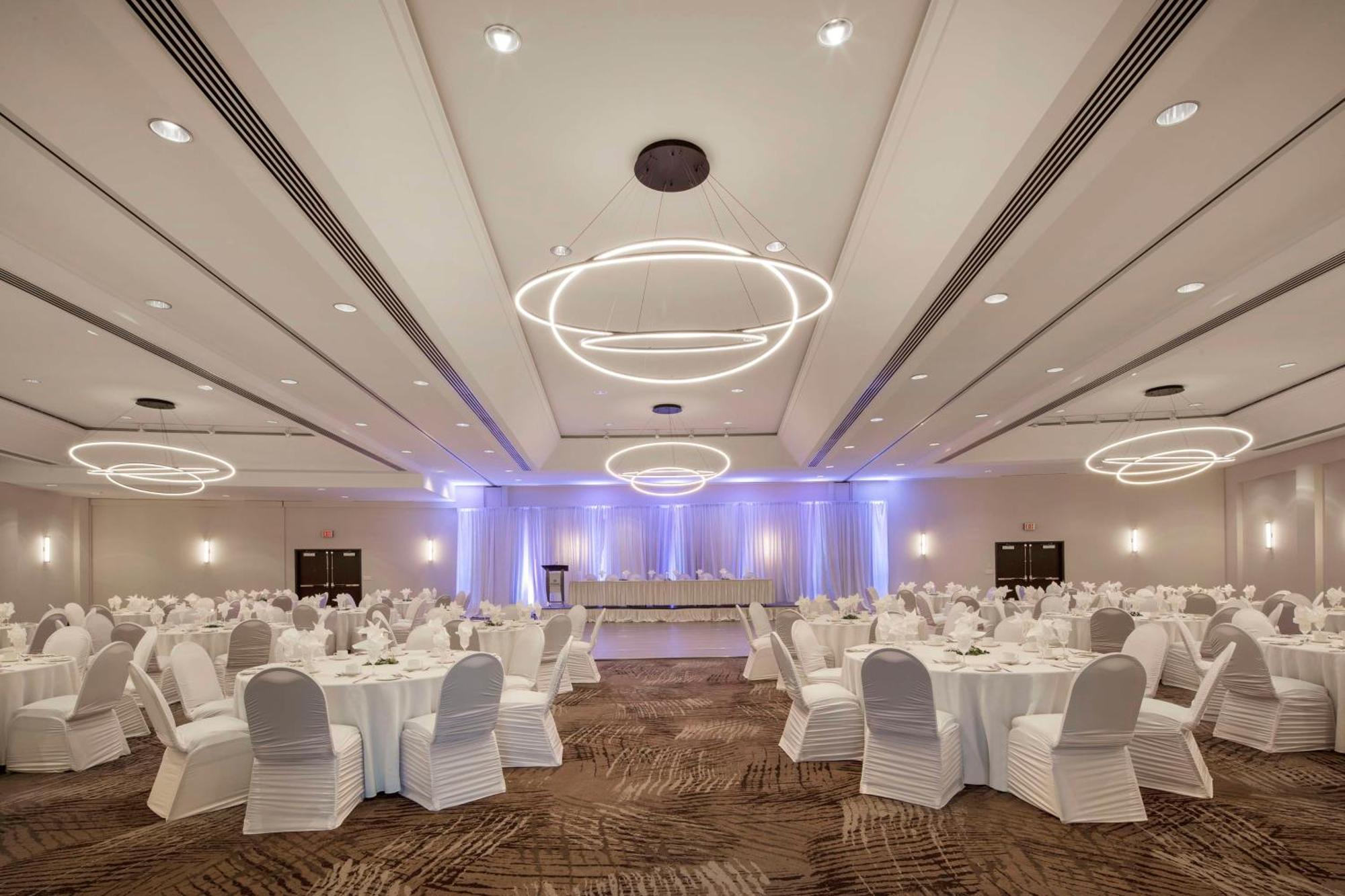 Hilton Vancouver Metrotown Burnaby Extérieur photo
