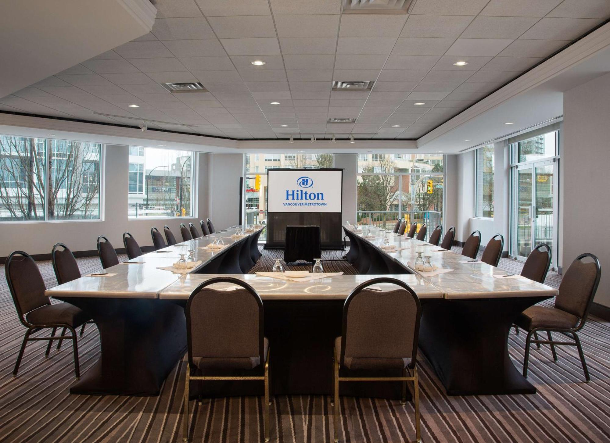 Hilton Vancouver Metrotown Burnaby Extérieur photo