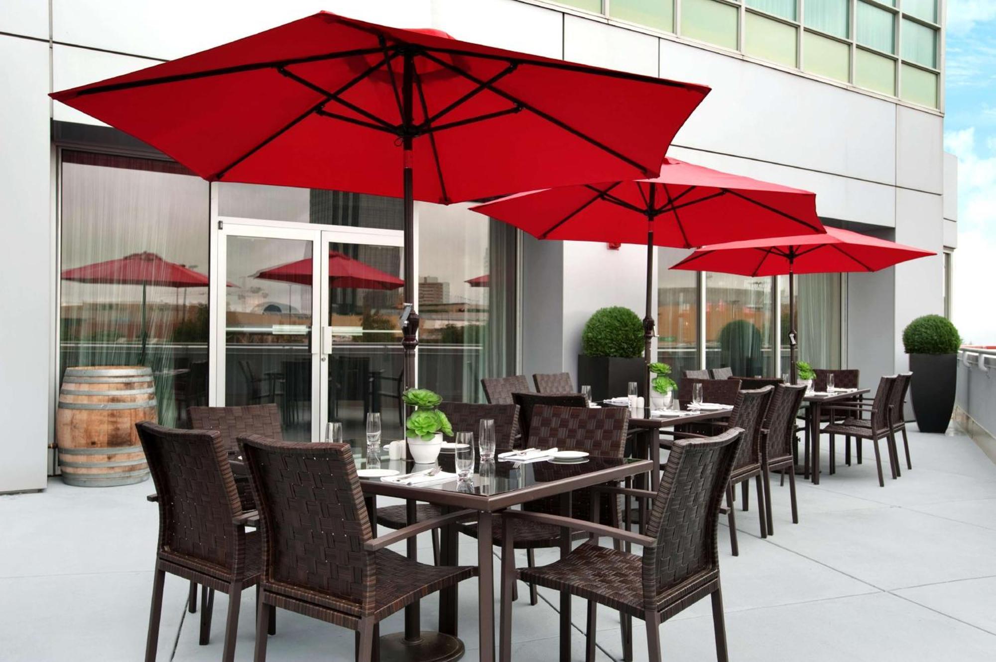 Hilton Vancouver Metrotown Burnaby Extérieur photo