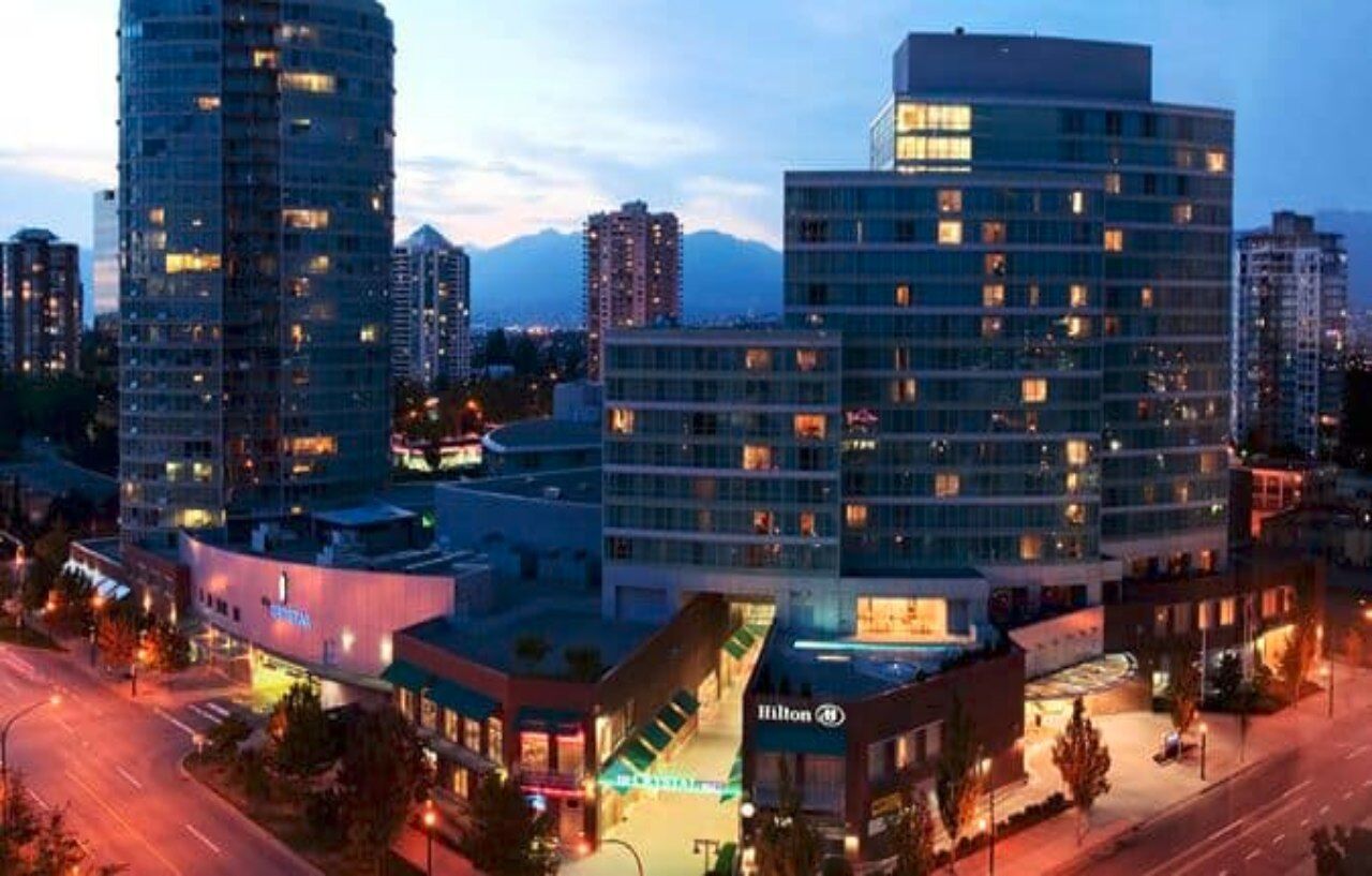 Hilton Vancouver Metrotown Burnaby Extérieur photo